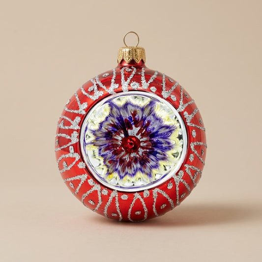 Red souvenir ball - random decoration