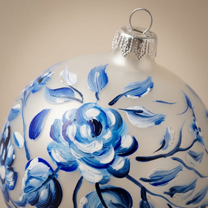 Ball blue roses on white