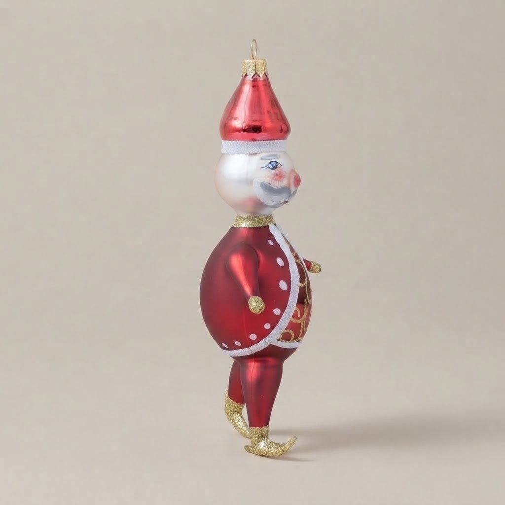 Ice-skating Santa Claus, hand-painted Christmas ornament: decoration detail