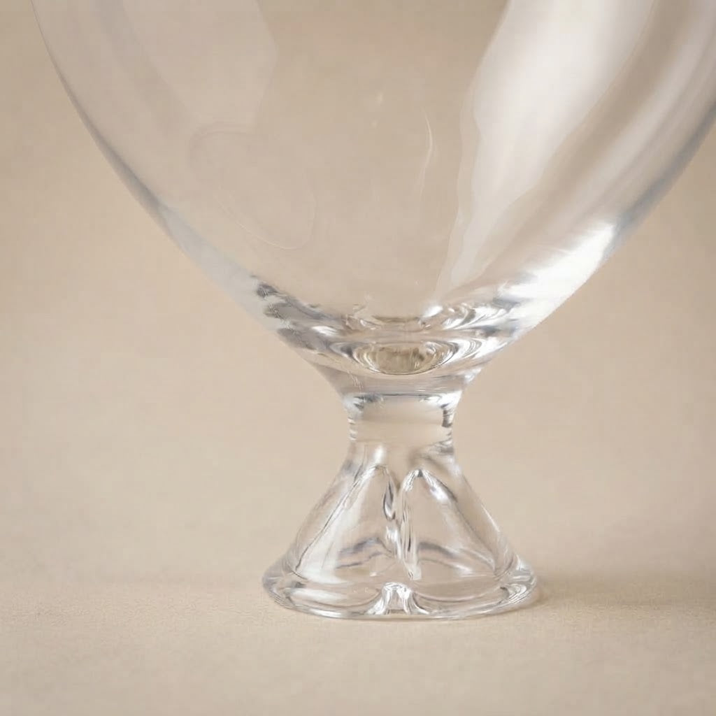 Clear glass balloon ornament