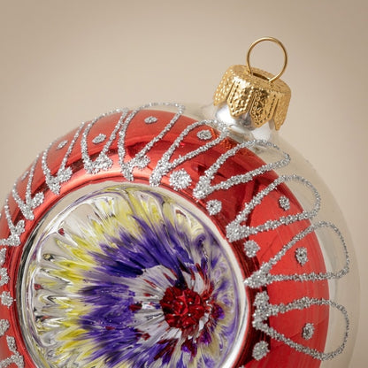 Red souvenir ball - random decoration