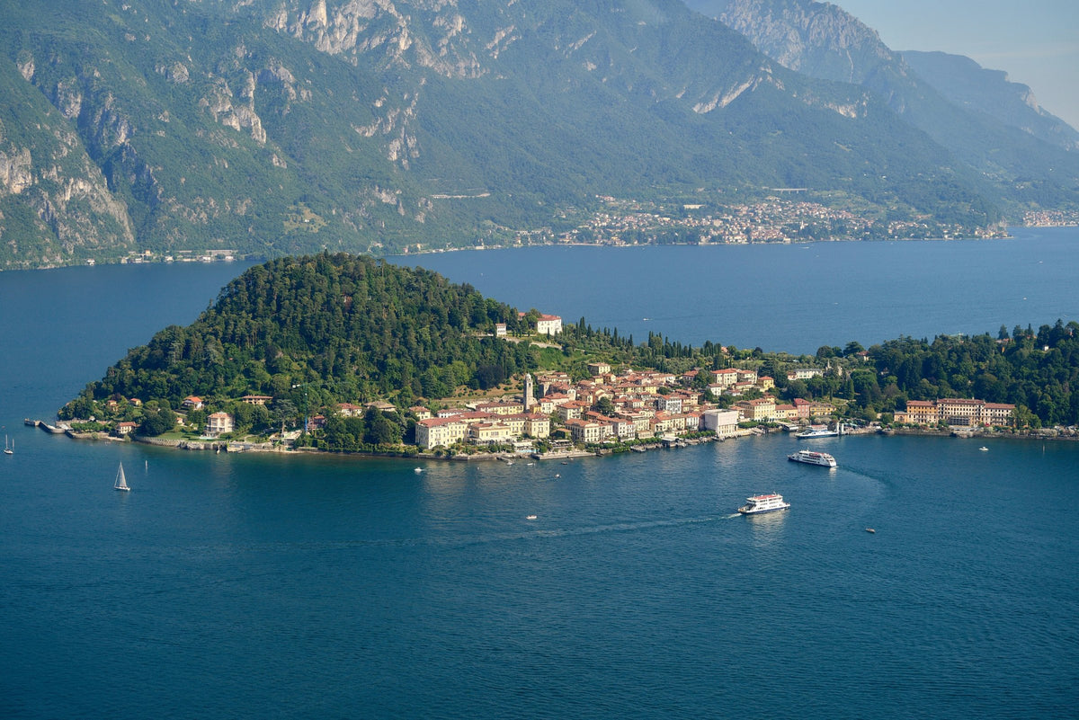 Bellagio vista dall'alto sul Lago di Como