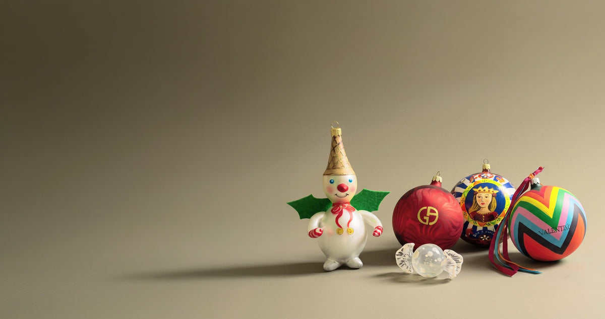 Decorazioni in vetro soffiato e dipinte a mano su misura per aziende e brand