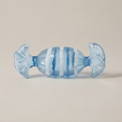 Caramella in vetro azzurro satinato a righe bianche e azzurre