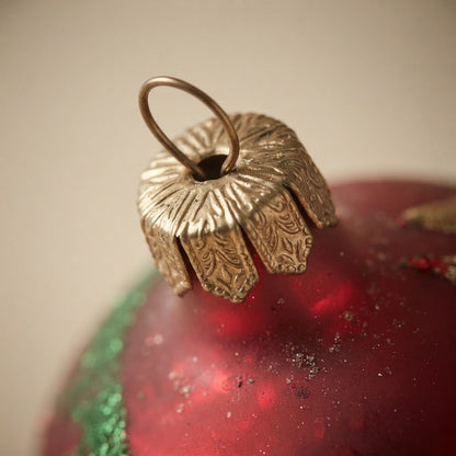 Hand-painted Christmas carousel ornament with Santa: dome detail