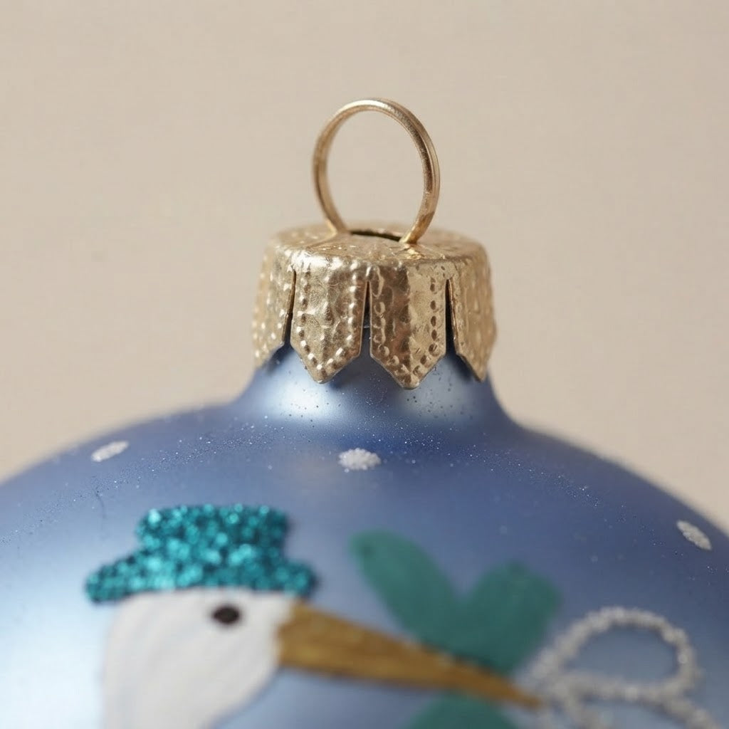 Particolare della palla di Natale in vetro soffiato dipinta a mano
