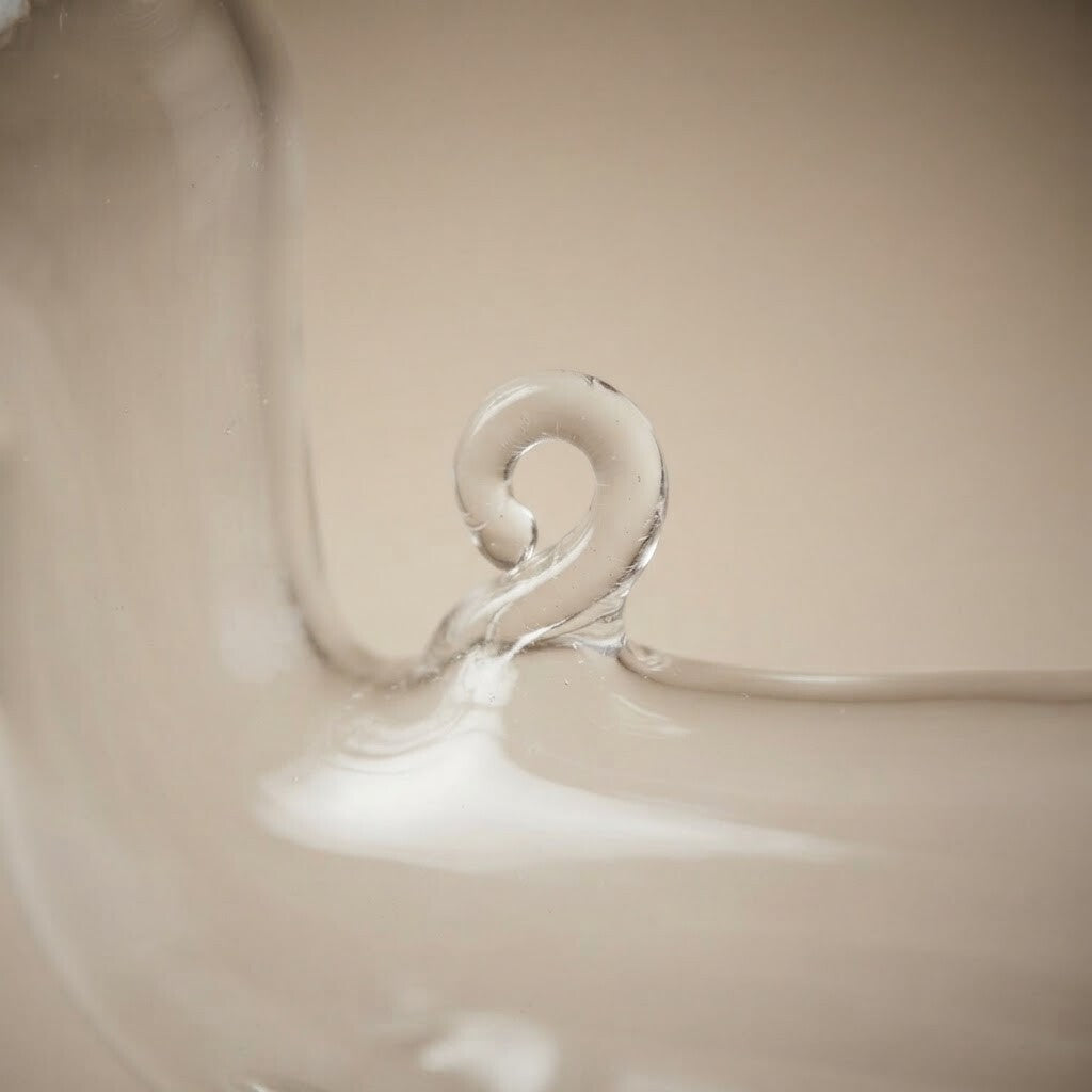 Close-up: Clear glass reindeer