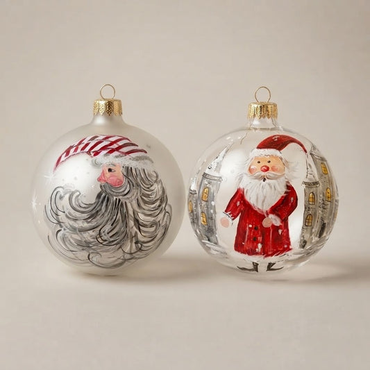 Set da 2 palle di Natale con Babbo Natale con il berretto a righe e Babbo Natale in città, dipinte a mano