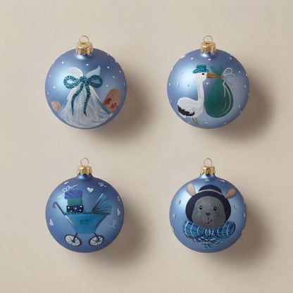 Set da 4 palle di Natale benvenuto bebè azzurro: neonato in fasce, cicogna, carrozzina e coniglietto