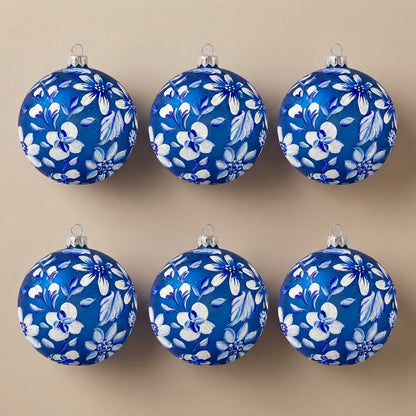 Set da 6 palle di Natale fiori bianchi su blu Ø 10 cm dipinte a mano