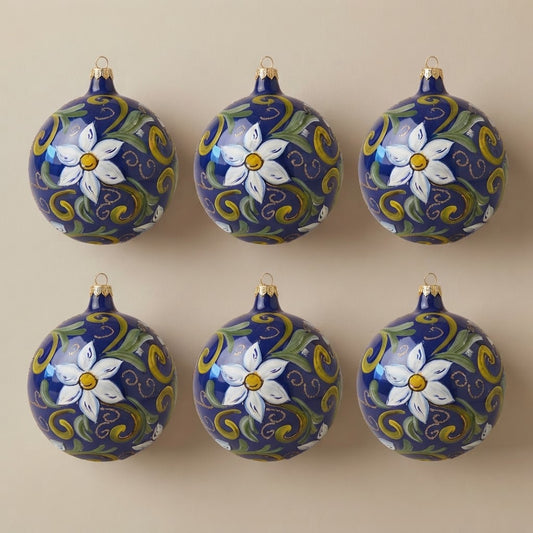 Set da 6 palle di Natale maiolica fiore bianco su blu Ø 10 cm dipinte a mano